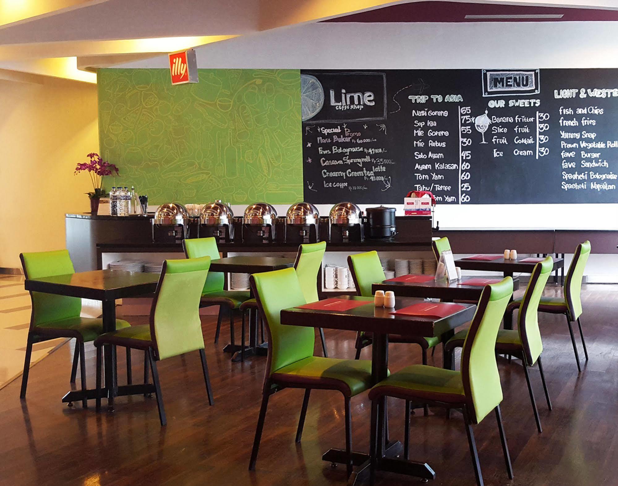 Favehotel Pluit Junction Джакарта Екстер'єр фото